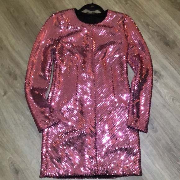 Elegant shimmery brilliant  pink sequin dress - Picture 3 of 5